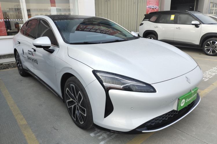 Used Baojun Enjoy 2025 All-Electric 600km Luxury Edition
