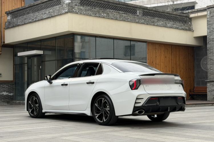 Used Lynk & Co 03 2023 1.5TD DCT JingPro
