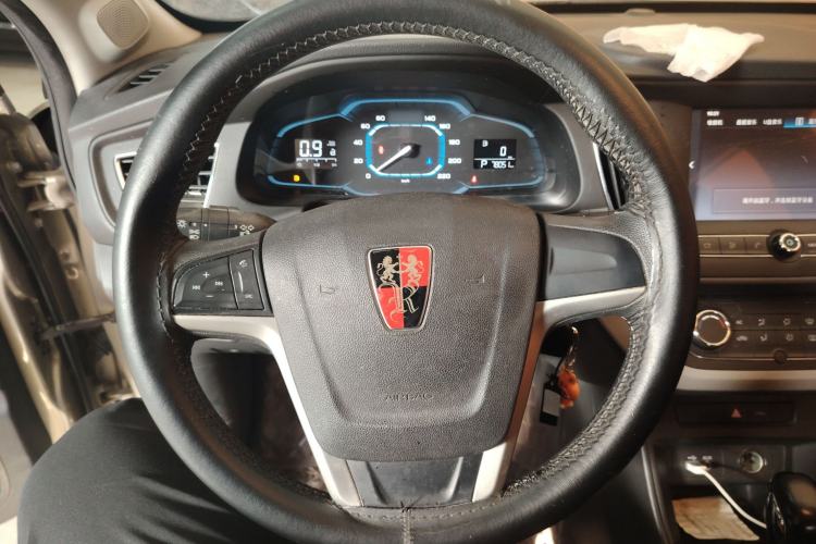 Used Roewe 360 2016 1.5L Automatic Smart Screen Version
