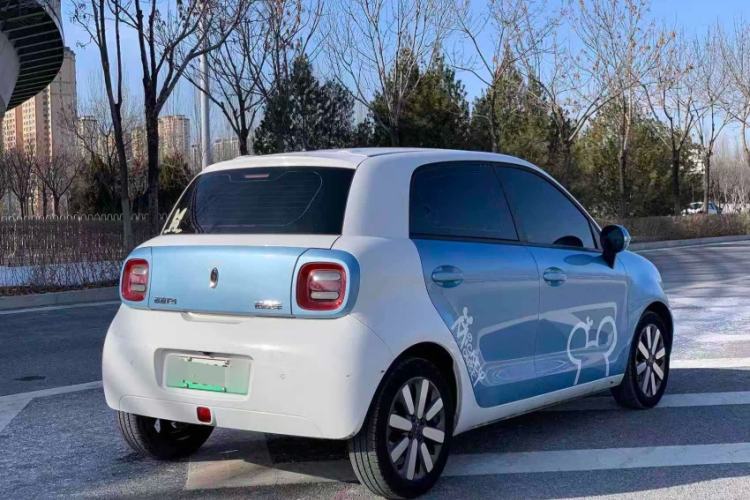 Used ORA Black Cat 2019 351 km Family Edition
