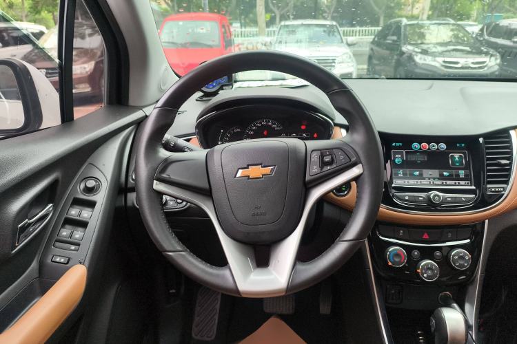 Used Chevrolet Trax 2017 1.4T Automatic All-Wheel-Drive Flagship Model
