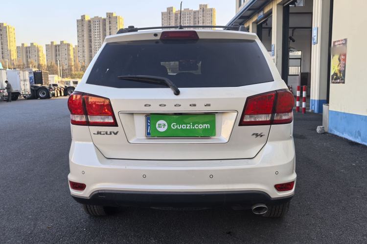 Used Dodge Journey 2013 2.4L Two-Wheel Drive Luxury Version
