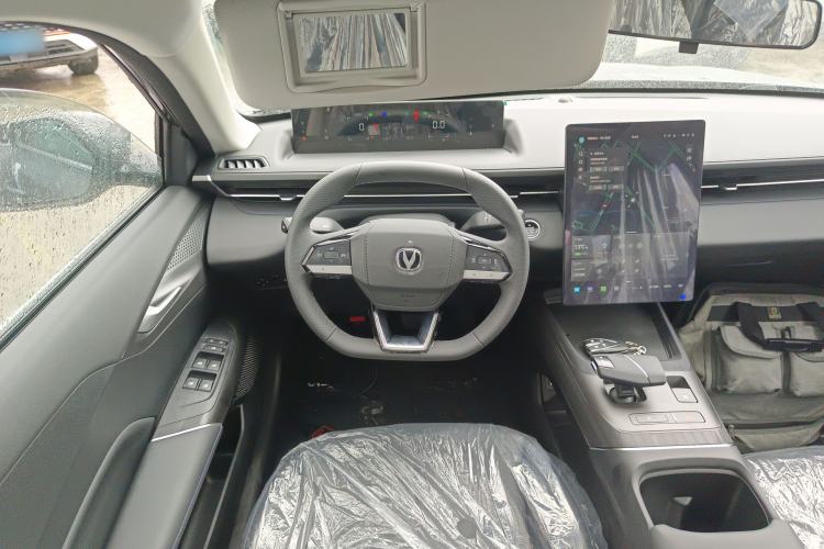 Used Changan Eado 2025 Blue Whale 1.5T 500Bar Prestige Model
