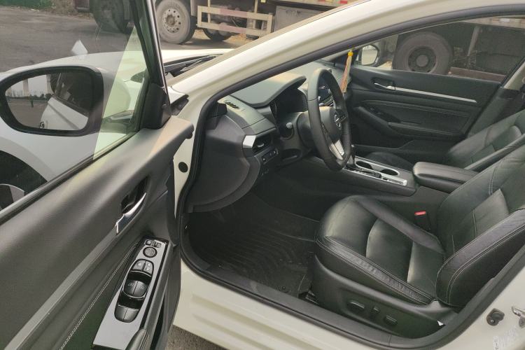 Used Nissan Teana 2020 2.0L XL Upper SmartDrive Version