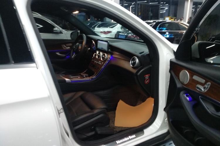 Used Mercedes-Benz GLC 2021 GLC 300 L 4MATIC Dynamic Model
