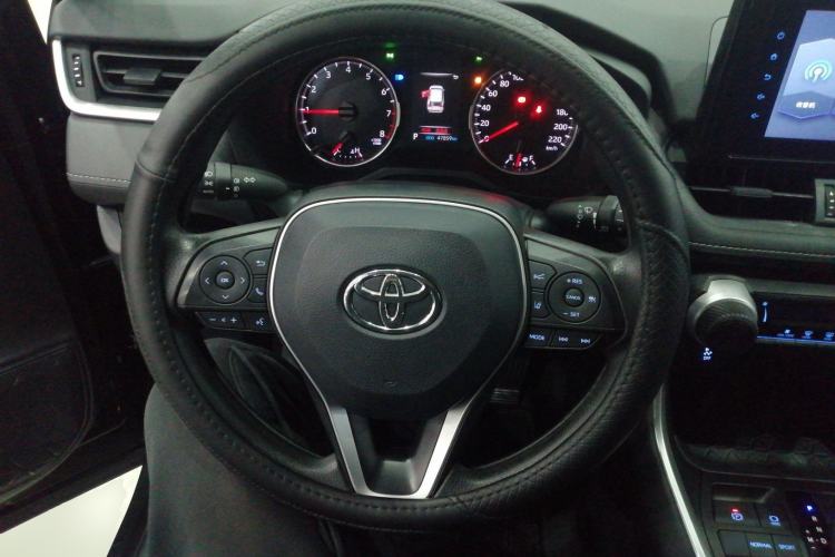 Used Toyota RAV4 2021 2.0L CVT Two-Wheel Drive Urban Edition
