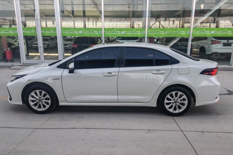 Used Toyota Corolla 2021 Dual-Motor 1.8L E-CVT Elite Edition