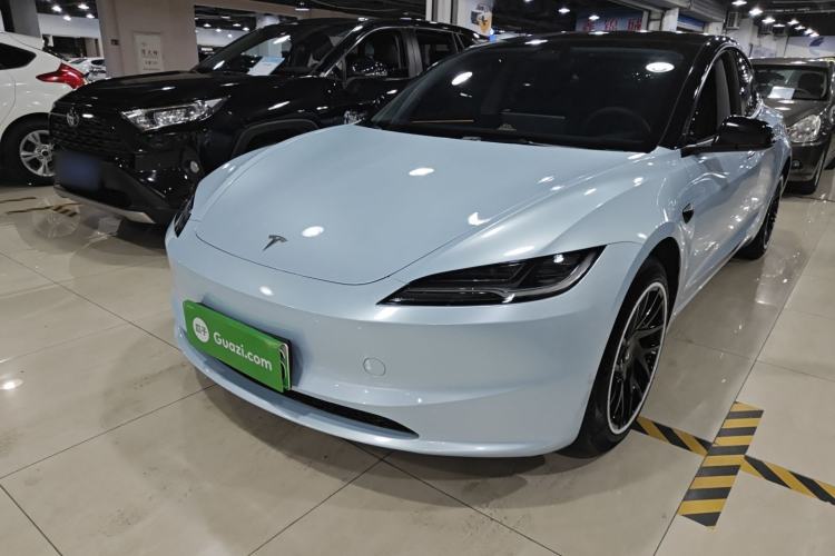 Used Tesla Model 3 2023 Rear-Wheel-Drive Version
