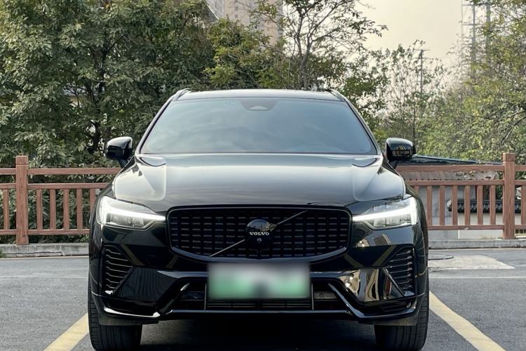 Used Volvo XC60 New Energy 2025 Plug-in Hybrid Long-Range All-Wheel Drive Zhiyuan Extreme Night Black Edition
