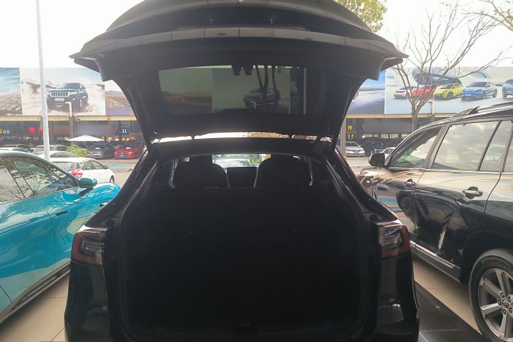 Used Tesla Model Y 2024 Rear-Wheel-Drive Version