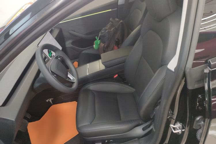 Used Tesla Model 3 2023 Long-Range All-Wheel-Drive Version
