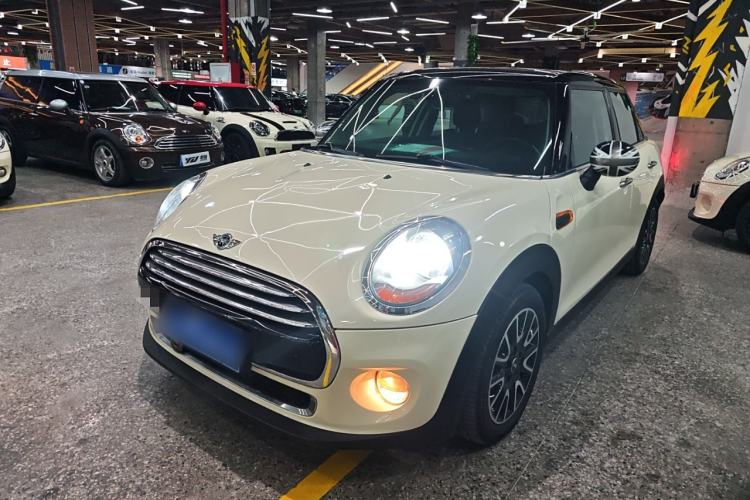 Used  MINI 2015 1.5T COOPER Fun Five-Door Edition

