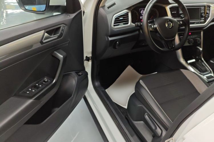 Used Volkswagen T-ROC 2020 230TSI DSG Two-Wheel Drive Advanced Version
