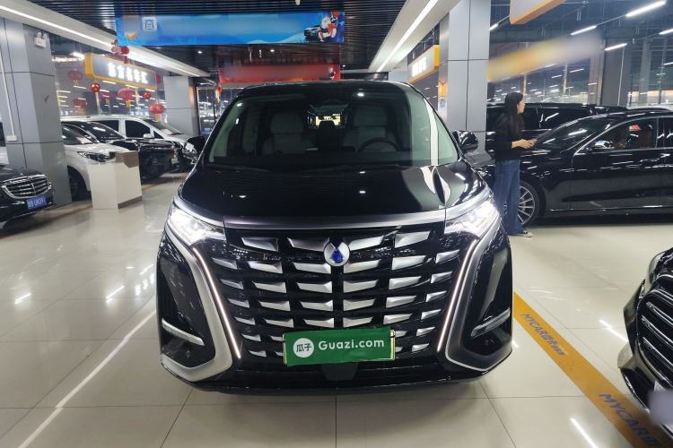 Used Denza D9 2024 DM-i 1050 Luxury Model