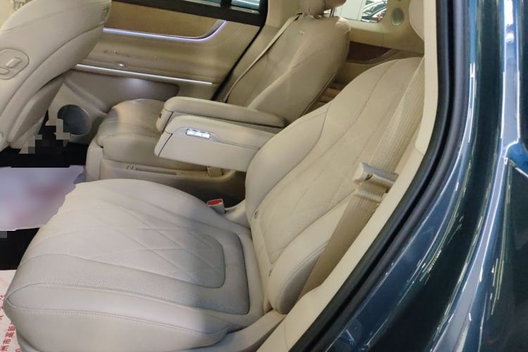 Used Hima AITO M9 2024 All-Electric Ultra Version 100 kWh 6-Seater Model
