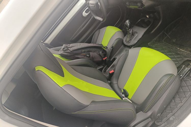 Used Roewe Clever 2021 302 km New Four-Seater Super-Efficient Version