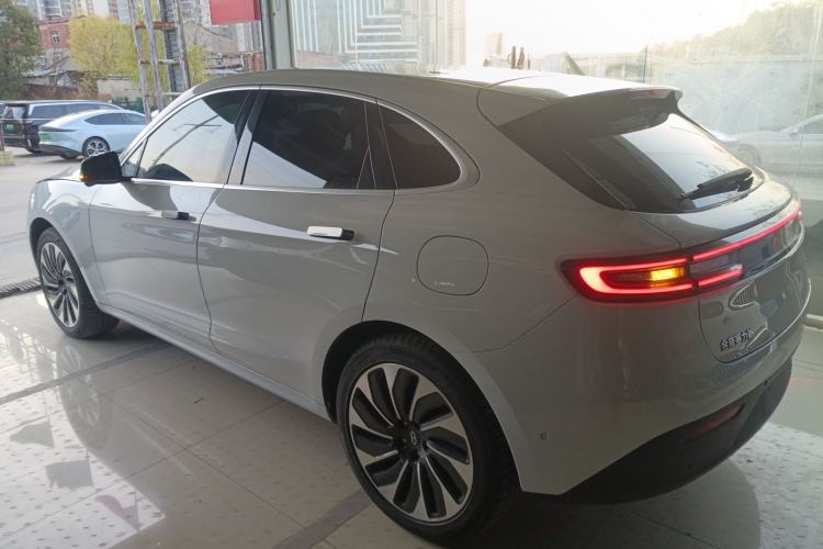 Used Hima AITO M5 2022 Extended-Range Four-Wheel Drive Performance Version
