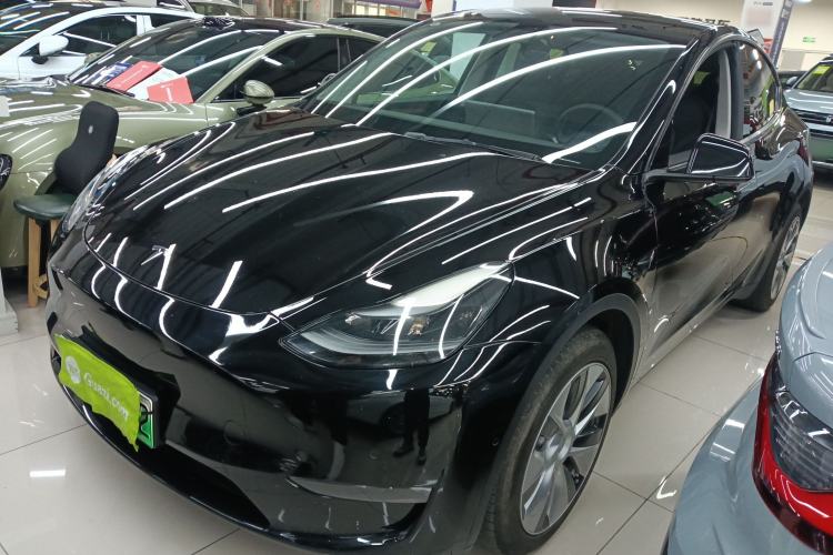 Used Tesla Model Y 2022 Long-Range All-Wheel-Drive Version