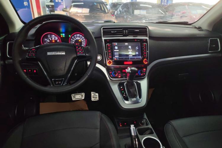 Used Haval H6 2017 Red-Label Sport Edition 1.5T Automatic Two-Wheel Drive Luxury Model
