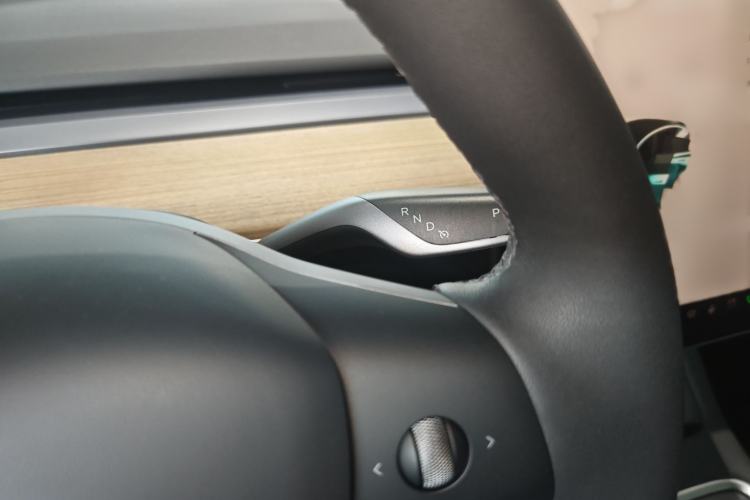 Used Tesla Model Y 2022 Rear-Wheel-Drive Version
