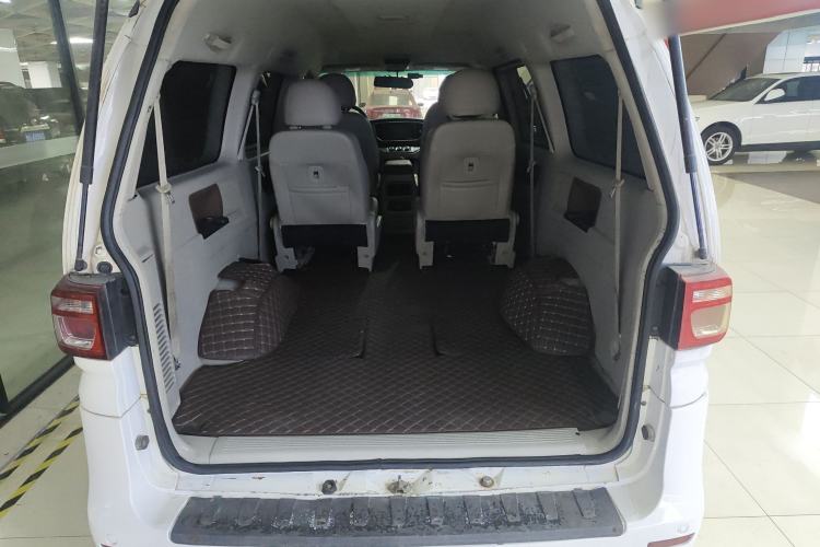 Used FORTHING Lingzhi 2017 M5L 1.6L 7-Seater Comfort Model
