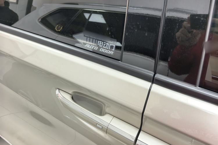 Used Buick GL8 2022 ES Landtrek 653T Flagship Model
