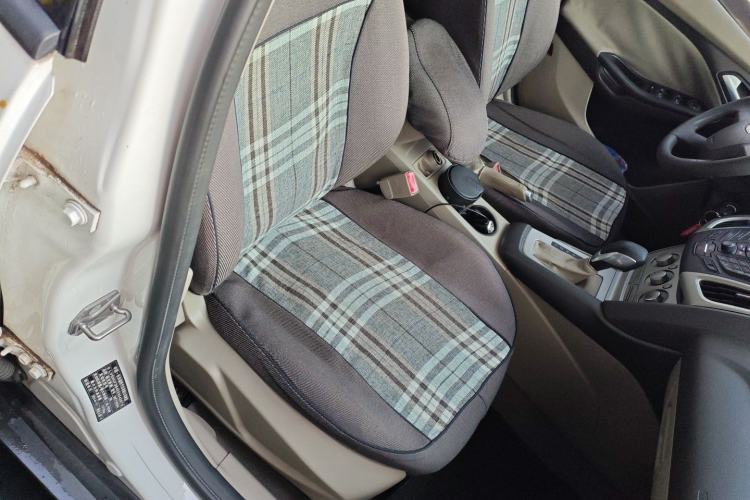 Used Ford Focus 2012 Sedan 1.6L Automatic Comfort Model
