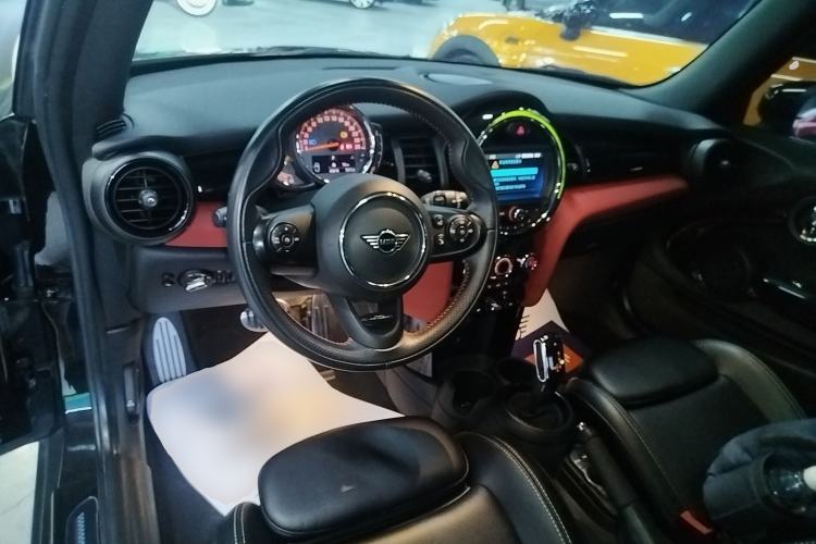 Used MINI MINI 2021 1.5T Three-Door Sharp Edition