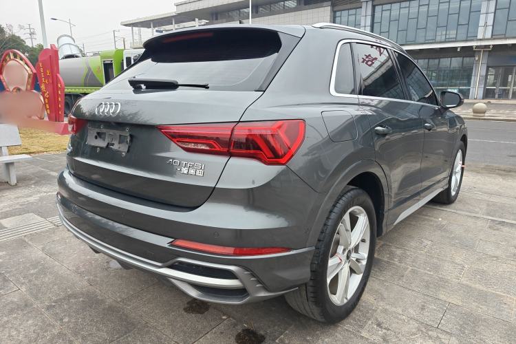 Used Audi Q3 2021 40 TFSI Fashion Dynamic Model
