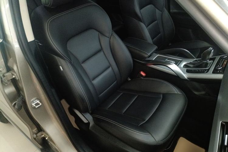 Used Geely Auto Emgrand X7 Sport 2016 1.8TD Automatic ZhiShang Model
