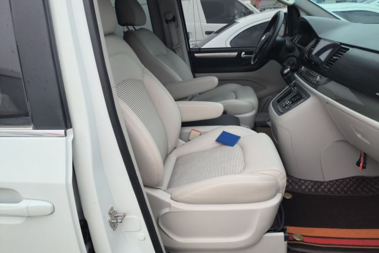 Used SAIC MAXUS G10 2018 PLUS 2.0T Automatic Smart Edition
