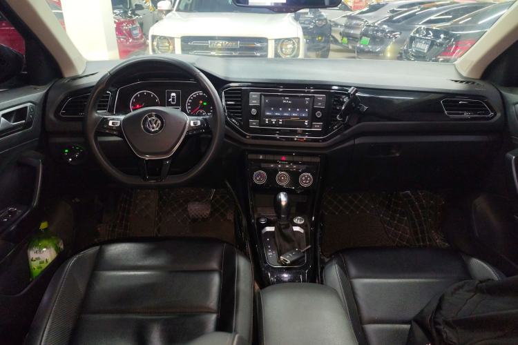 Used Volkswagen T-ROC 2018 280TSI DSG Two-Wheel-Drive Comfort Version China V Standard
