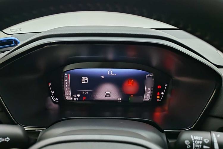 Used Honda Breeze 2023 240TURBO Two-Wheel-Drive Luxury PRO 7-Seater
