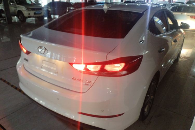 Used Hyundai Elantra 2016 1.6L Automatic ZhiXuan – Elite Version

