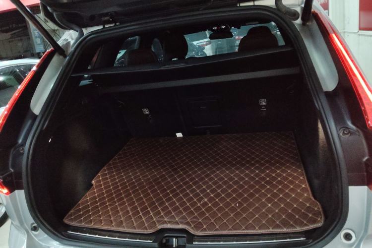 Used Volvo XC60 2023 B5 4x4 Smart Luxury Edition
