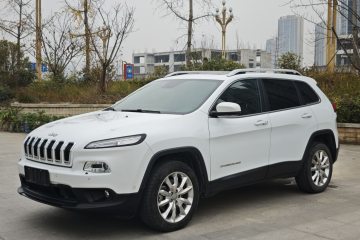 Used Jeep Cherokee 2014 2.4L Luxury Edition