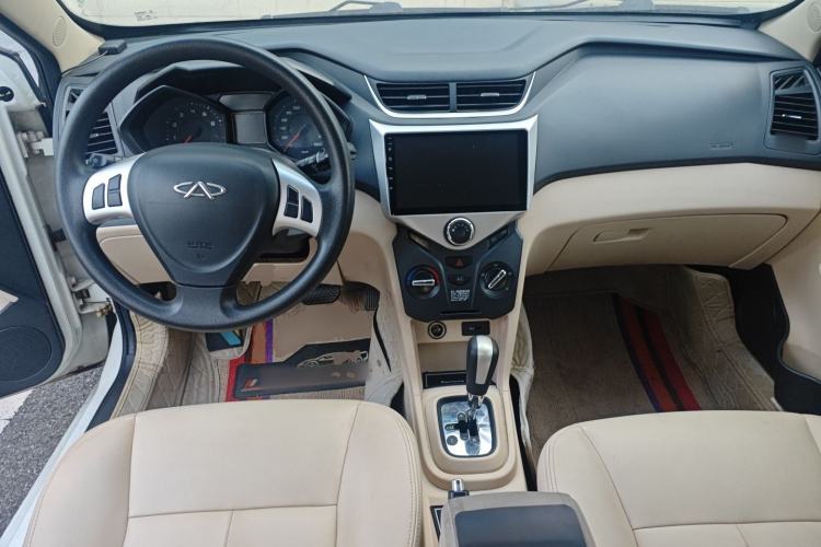 Used Chery Fengyun 2 2013 Hatchback 1.5L AMT Ruìyì Edition