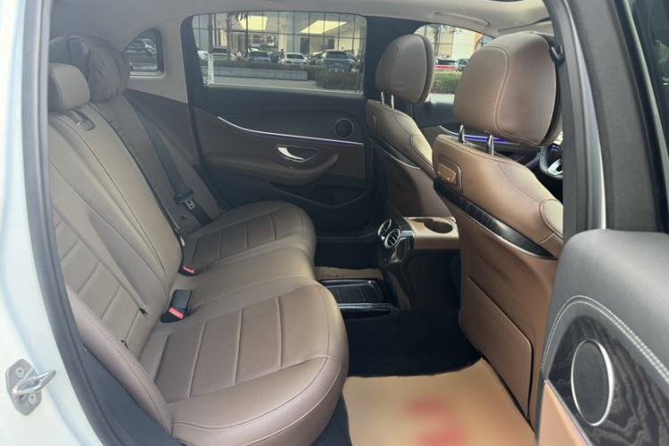 Used Mercedes-Benz E-Class 2020 E 300 L Sporty and Stylish Model
