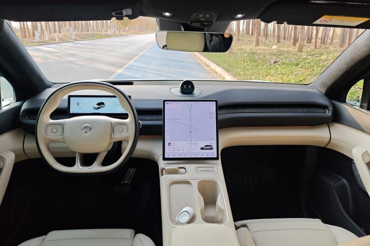 Used Nio ES6 2023 75 kWh
