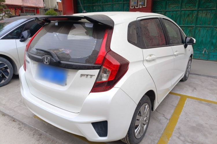 Used Honda Fit 2016 1.5L LX CVT Comfort Model
