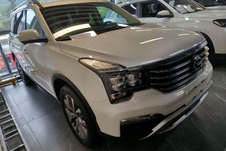 Used GAC Trumpchi GS8 2017 320T Two-Wheel Drive Luxury Smart Connectivity Version (7 Seats)
