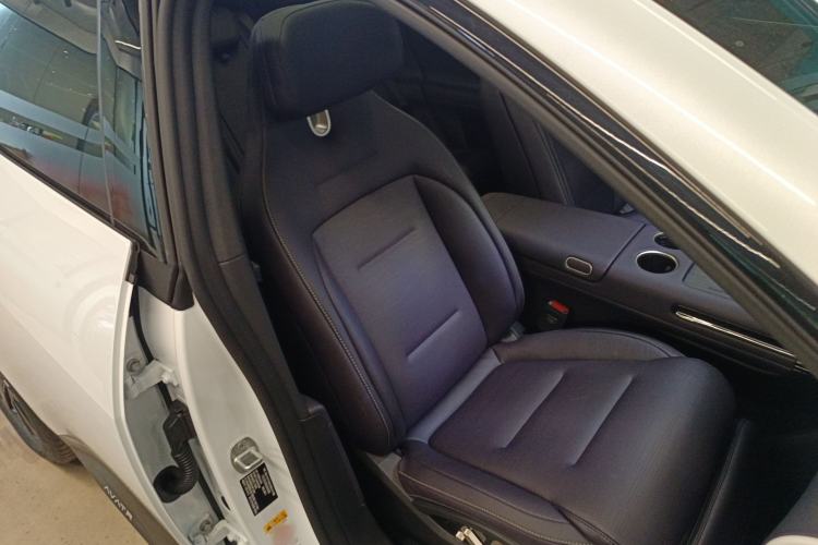 Used  07 2024 Pro+ All-Electric Version
