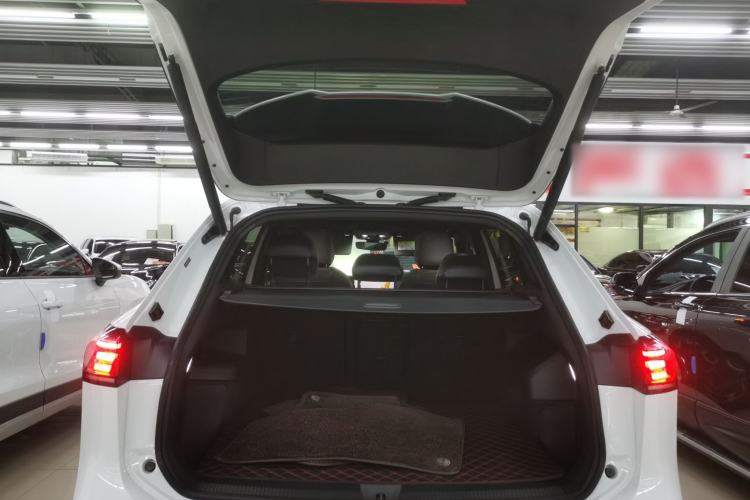 Used Volkswagen Tiguan L 2024 PRO 330TSI Two-Wheel Drive R-Line Smart Edition