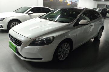 Used Volvo V40 2016 T3 Zhiyi Edition