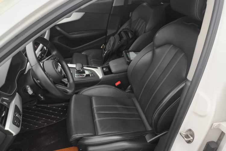 Used Audi A4L 2023 40 TFSI Fashion Dynamic Model
