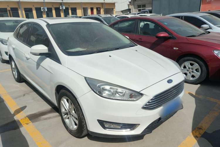 Used Ford Focus 2017 Sedan 1.6L Automatic Fashion Edition Smart Drive Version
