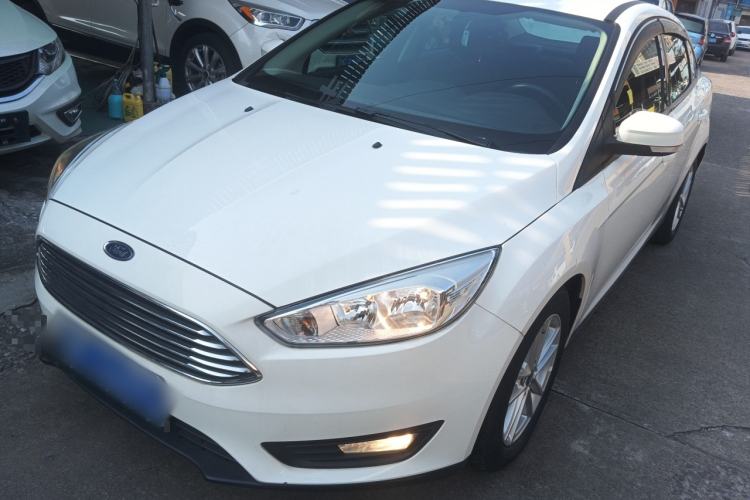 Used Ford Focus 2018 Sedan Classic EcoBoost 125 Automatic Supercharged Style SmartDrive Edition