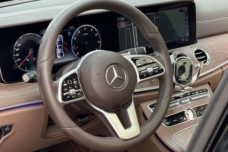 Used Mercedes-Benz E-Class 2020 Facelift E 260 L