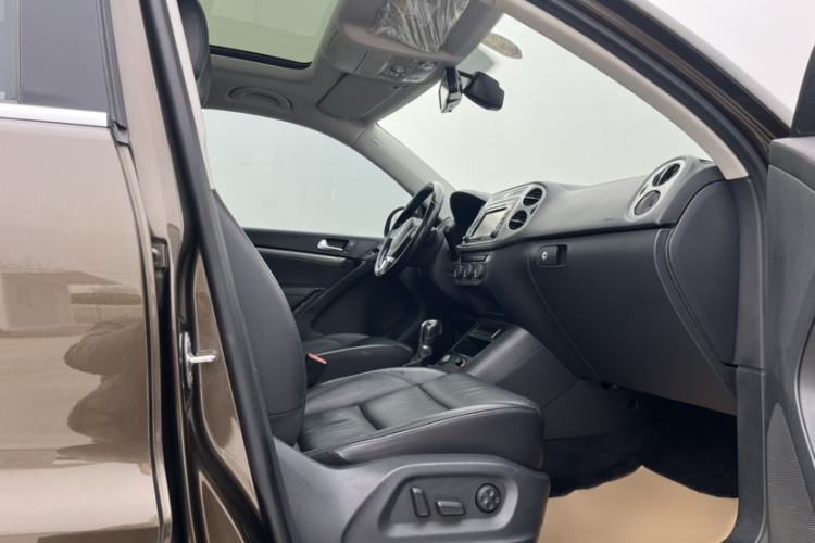 Used Volkswagen Tiguan L 2015 1.8TSI Automatic Two-Wheel Drive Comfort Edition