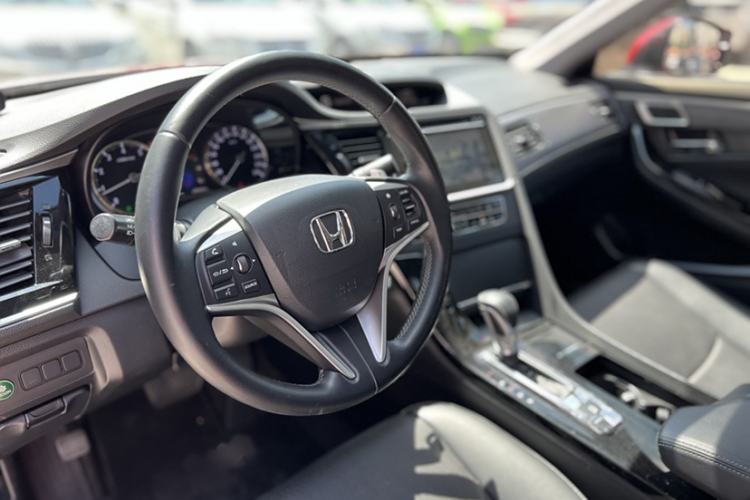 Used Honda Spirior 2017 2.0L Classic Edition
